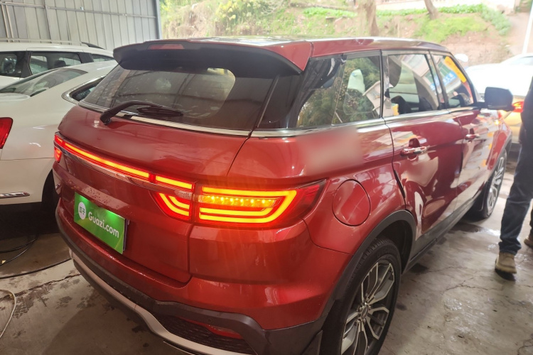 陆风X7 2018款 劲越 1.5T 全景尊贵型车身外观7