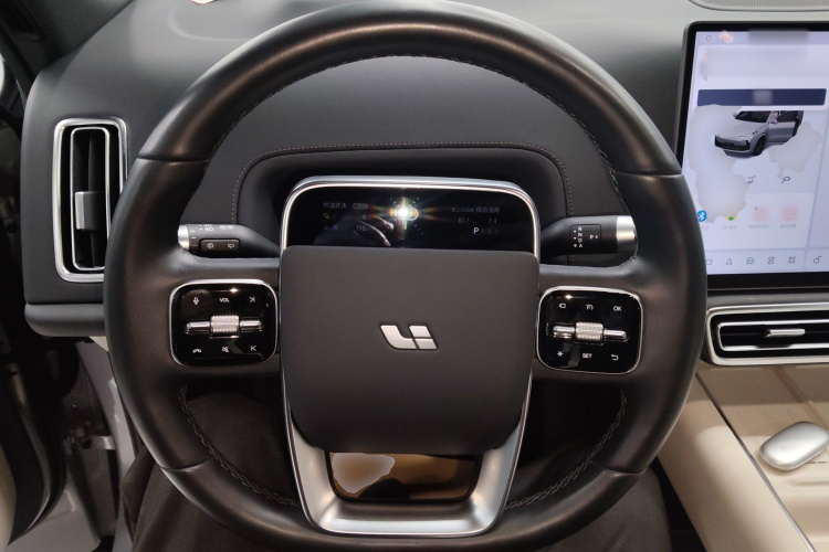理想汽车 理想L8 2024款 Pro中控内饰13