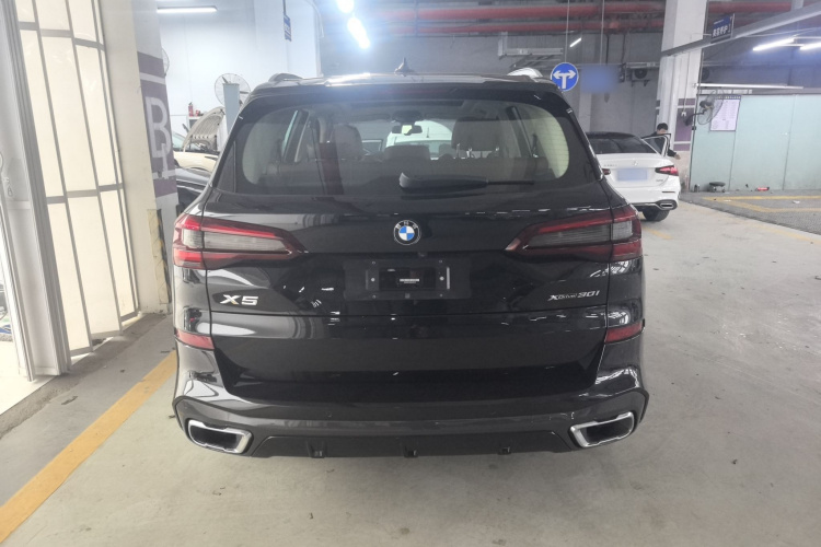 宝马X5(进口) 2021款 改款 xDrive30i M运动套装车身外观6004
