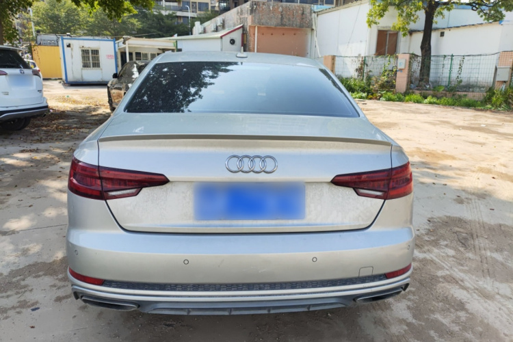 奥迪A4L 2019款 45 TFSI quattro 个性运动版 国V车身外观6