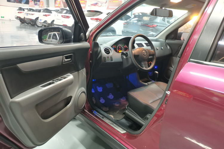 铃木 雨燕 2016款 1.5L 自动时尚型酷玩版中控内饰20