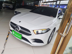 奔驰A级 2021款 A 200 L 运动轿车时尚型