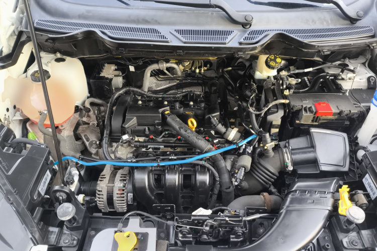 福特 翼搏 2018款 1.5L 自动铂翼型机舱底盘24