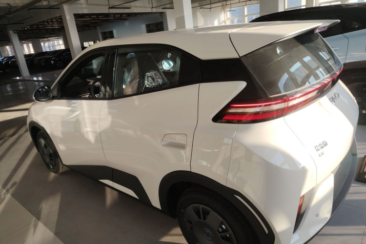 比亚迪 海鸥 2025款 305km 活力版车身外观4