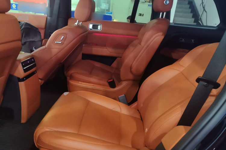 理想汽车 理想L9 2022款 Max中控内饰21