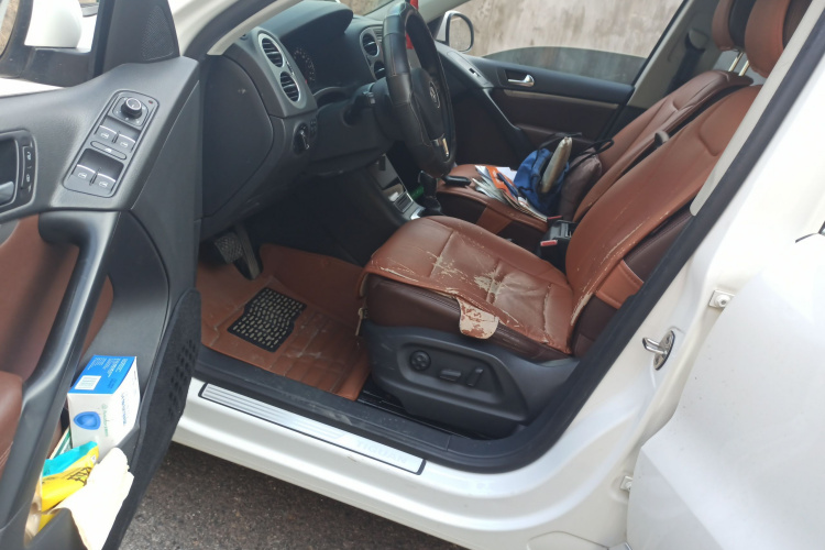 大众 途观 2013款 2.0TSI 自动四驱豪华版中控内饰20