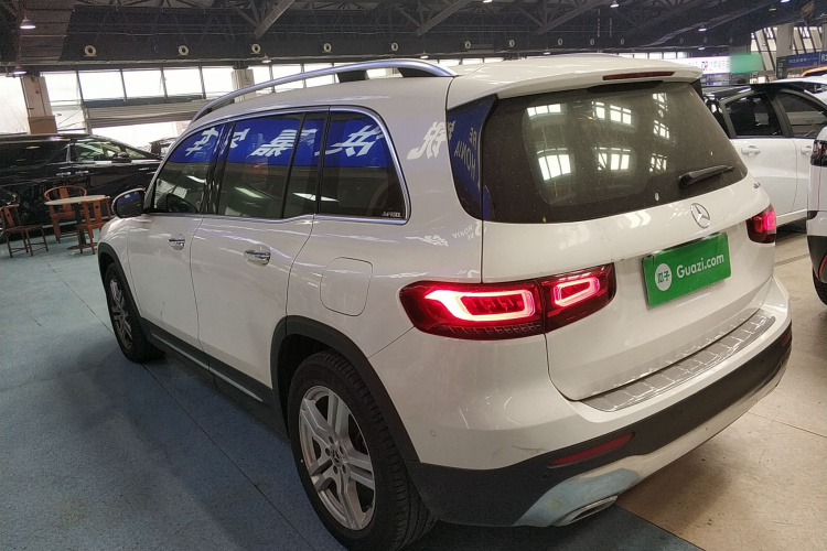 奔驰GLB 2021款 GLB 200 动感型车身外观6003