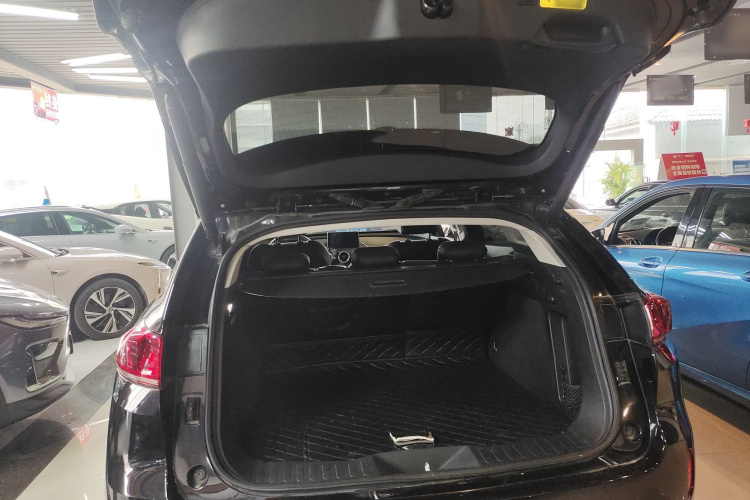 魏牌 VV7 2019款 升级款 2.0T 旗舰型 国VI机舱底盘23