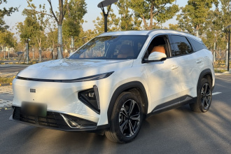 吉利银河 银河L7 2025款 EM-i 115km 探索+版