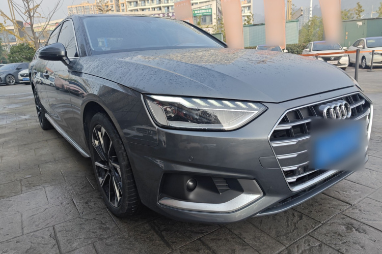 奥迪A4L 2022款 40 TFSI 时尚致雅型车身外观3