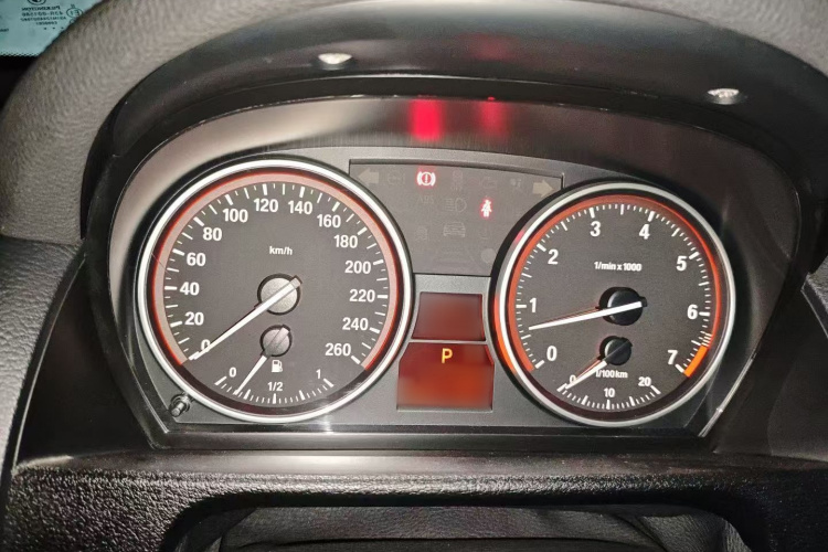 宝马X1 2014款 xDrive20i 运动设计套装局部细节14