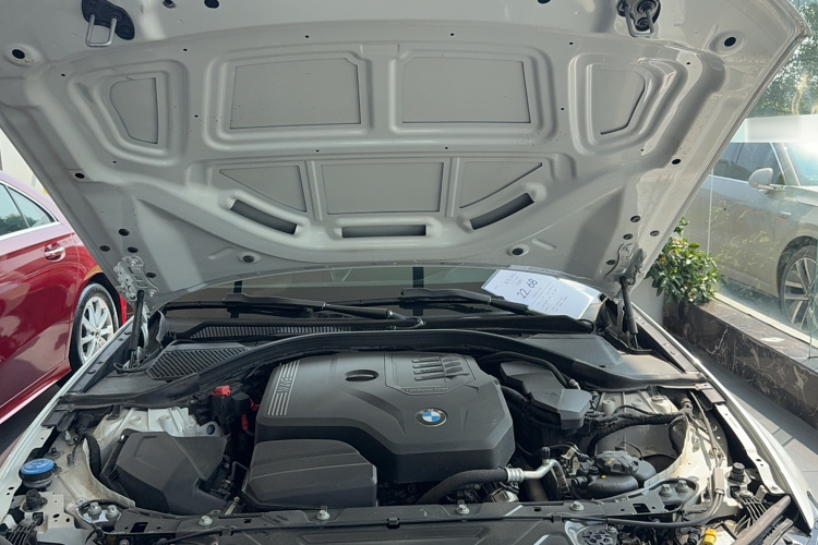 宝马3系 2024款 325Li M运动套装局部细节24