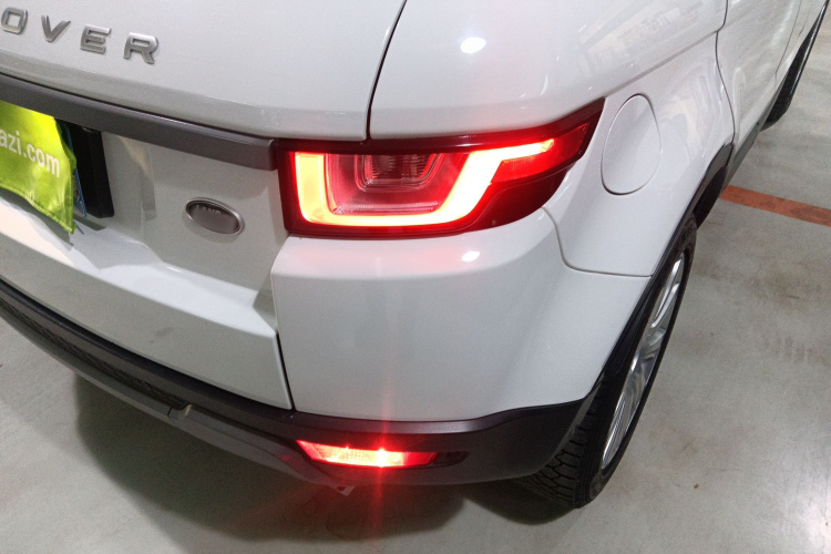 路虎 揽胜极光 2018款 240PS SE 智耀版车身外观6006