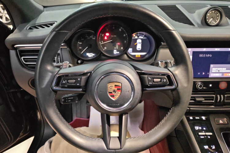 保时捷 2024款 Macan 2.0T中控内饰13