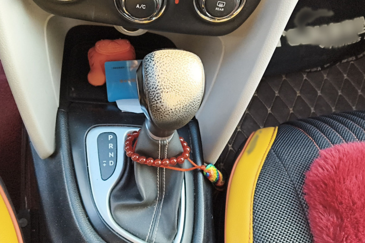 菲亚特 致悦 2014款 1.4T 自动时尚版局部细节18