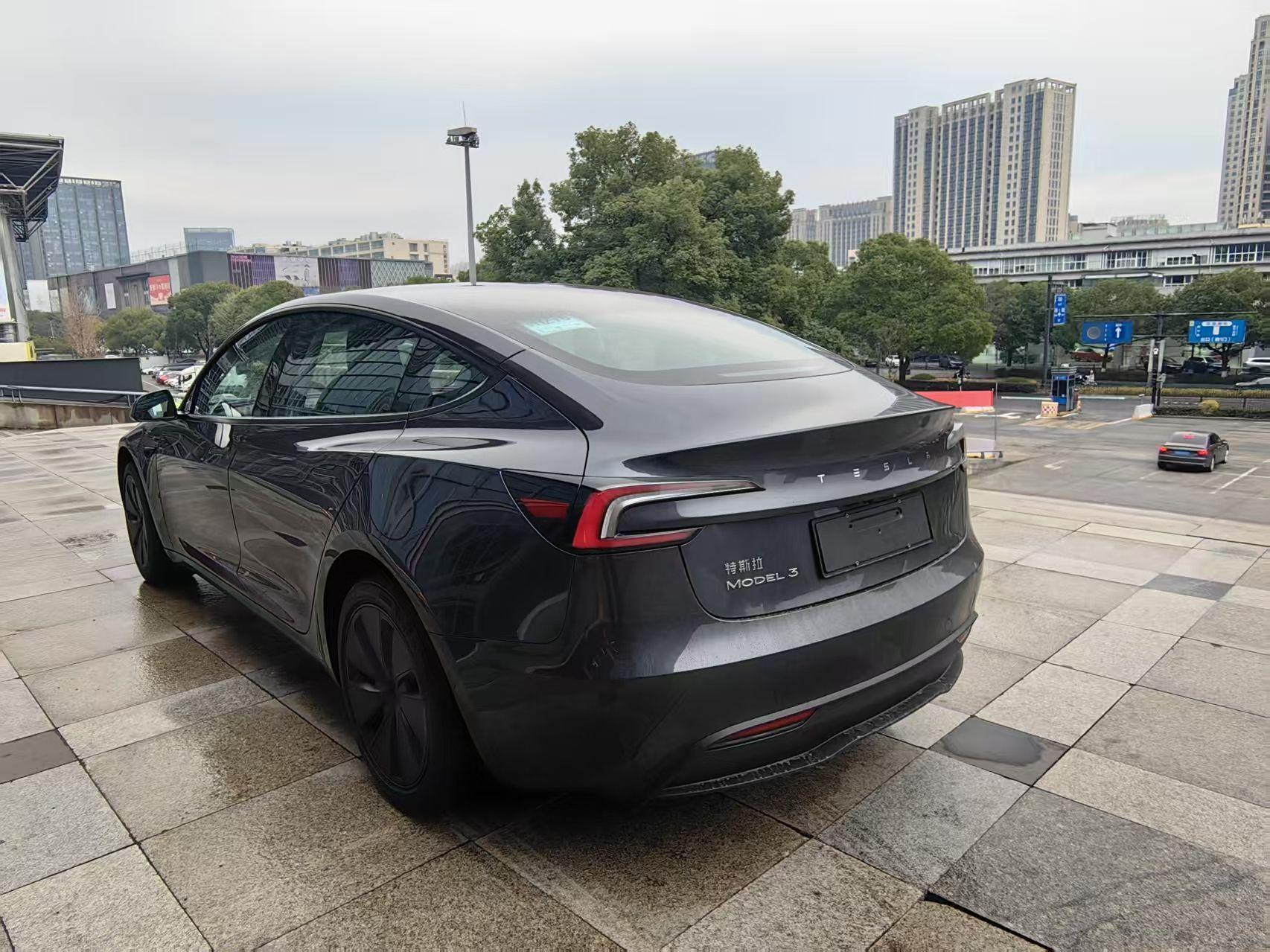 特斯拉 Model 3 2025款 后轮驱动版