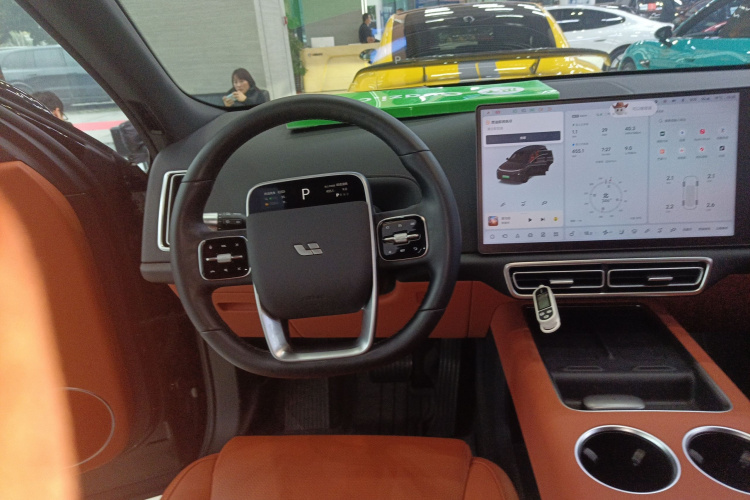 理想汽车 理想L8 2024款 Pro中控内饰13