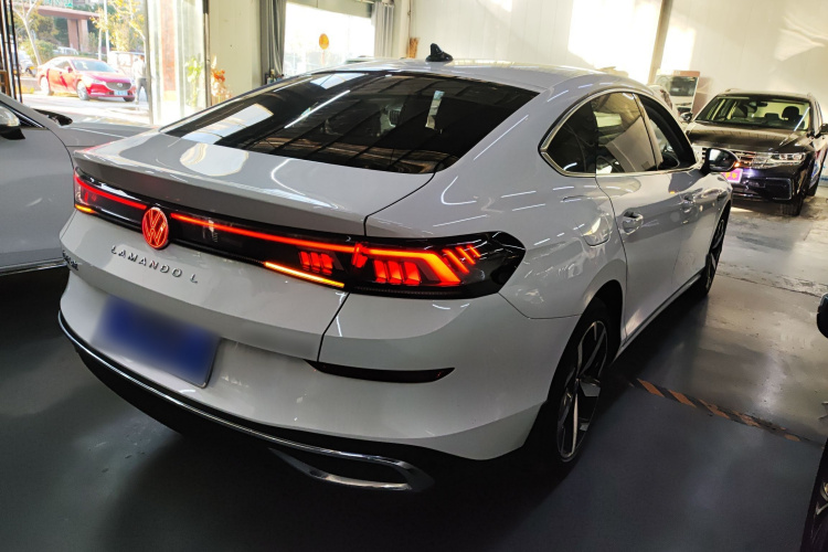 大众 2023款 凌渡L 280TSI DSG酷辣版车身外观7