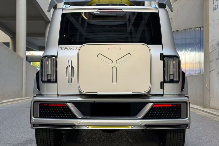 超境汽车 共创坦克300 2021款 2.0T 赛博坦克车身外观6006