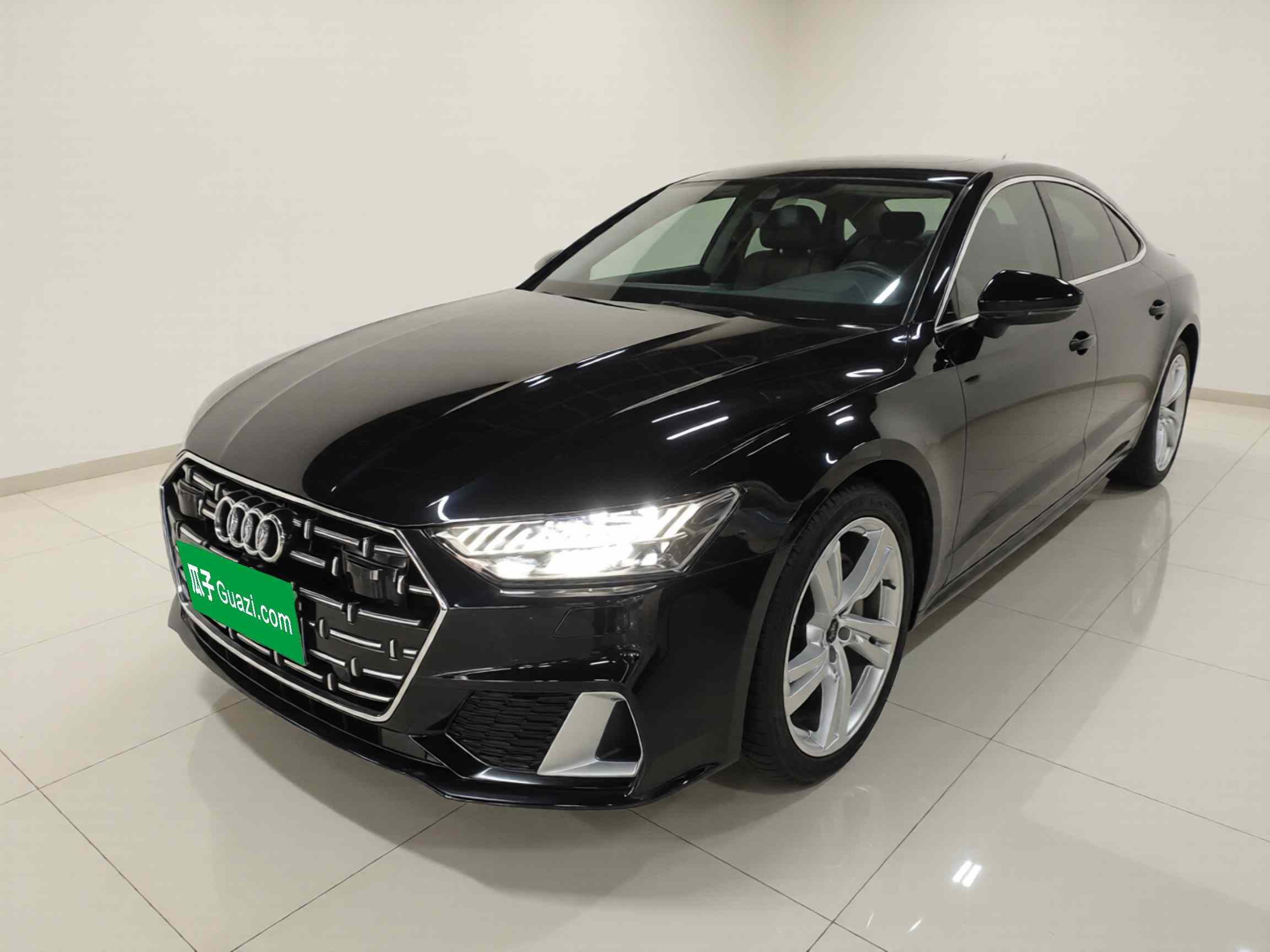 奥迪A7L 2022款 45 TFSI S-line 筑梦未来版(2)