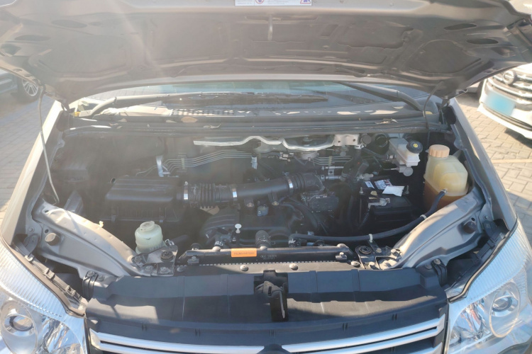 东风风行 菱智 2018款 M3 1.5L 5座基本型局部细节24