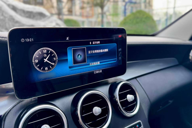 奔驰C级 2021款 C 260 L 运动版中控内饰7003