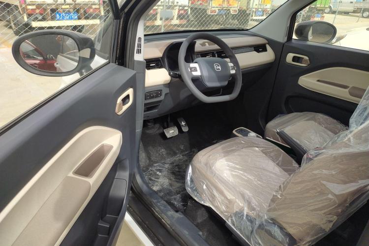 奇瑞新能源 QQ冰淇淋 2025款 155km 圣代版中控内饰7003