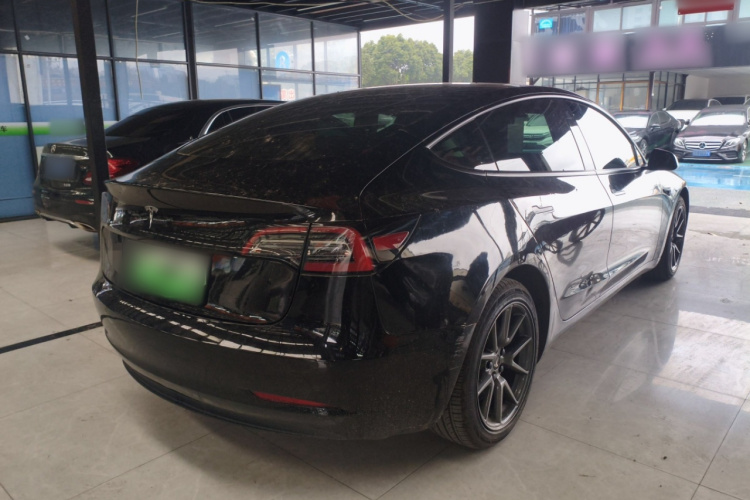 特斯拉 Model 3 2021款 标准续航后驱升级版 3D6车身外观7
