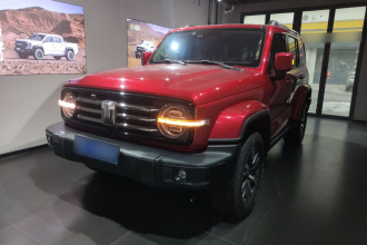 坦克300 2023款 城市版 2.0T 很有型