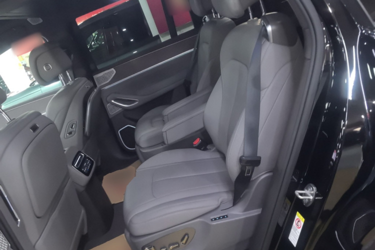 腾势N9 2025款 旗舰型中控内饰21