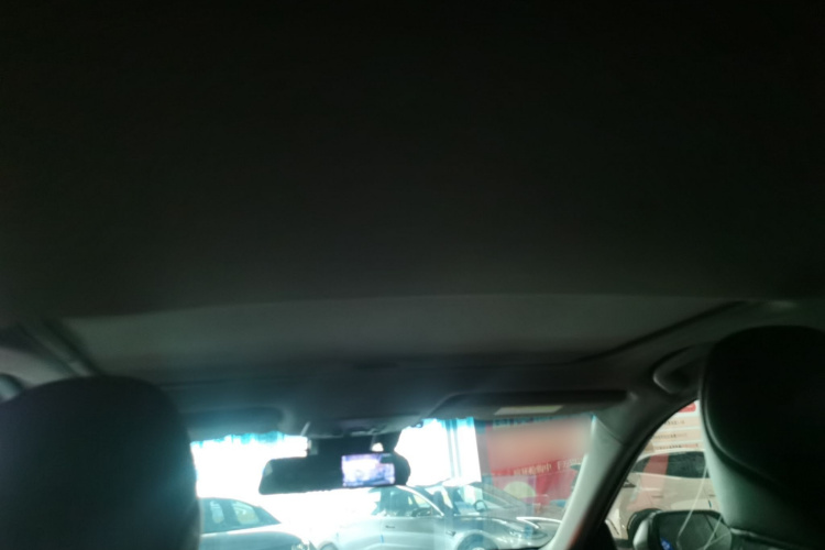 丰田 凯美瑞 2021款 2.0G 豪华版中控内饰22