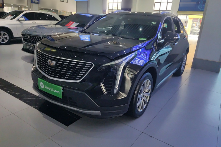 凯迪拉克XT4 2020款 改款 28T 两驱豪华型车身外观1