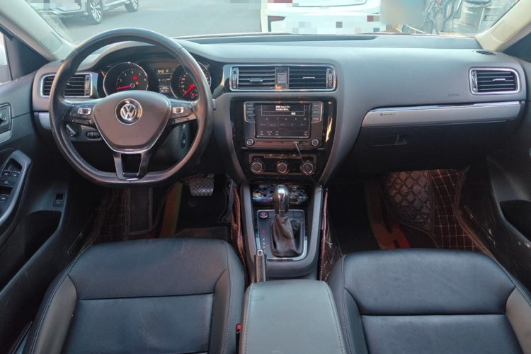 大众 速腾 2017款 230TSI 自动舒适型中控内饰12