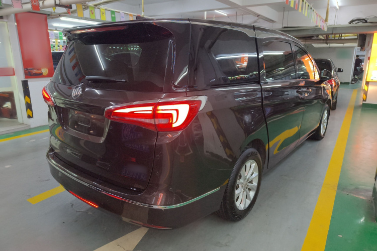 别克GL8 2017款 ES 28T 舒适型 国V车身外观7