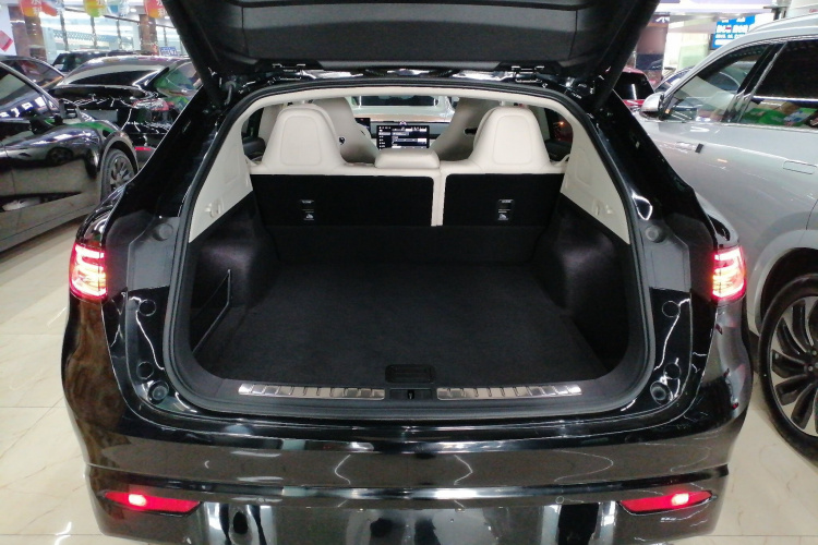 鸿蒙智行 智界R7 2024款 纯电 667km Max机舱底盘23