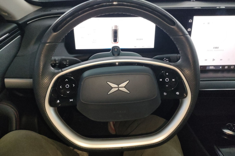 小鹏P7 2022款 670N+局部细节13