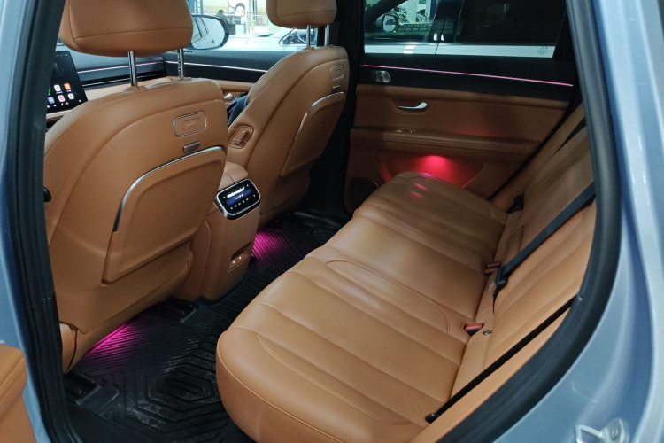 鸿蒙智行 问界M7 2024款 1.5T 智驾四驱Pro版 5座中控内饰21