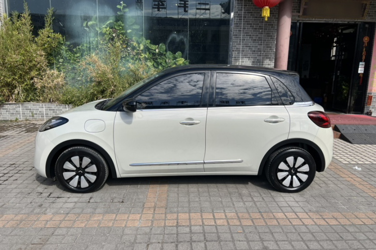 五菱汽车 五菱缤果 2023款 333km 悦享+款车身外观6006