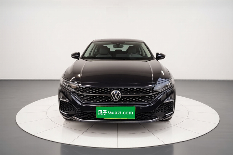 大众 帕萨特 2023款 330TSI 星空精英版车身外观2