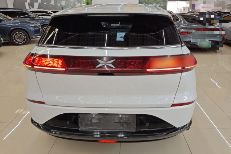 小鹏G3 2021款 G3i 460G车身外观6004