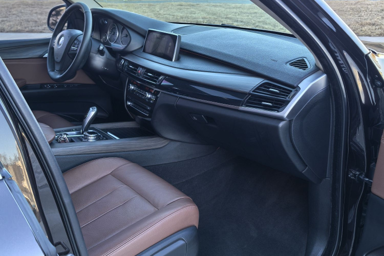 宝马X5（平行进口）中控内饰7003