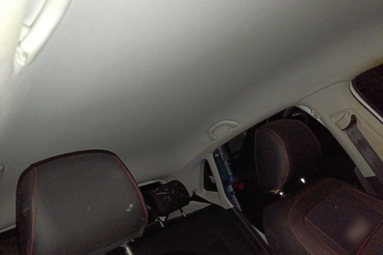 大众 Polo 2016款 1.4L 手动风尚型局部细节22