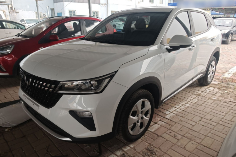 五菱汽车 五菱星驰 2022款 1.5L 手动自由型车身外观4