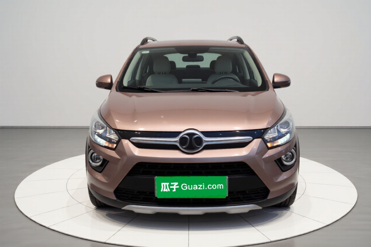 北汽新能源EX 2018款 EX360 新潮版车身外观2