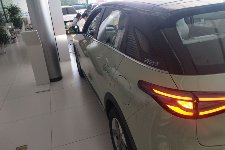 吉利银河 星愿 2025款 UP 410km 探索+版车身外观6003