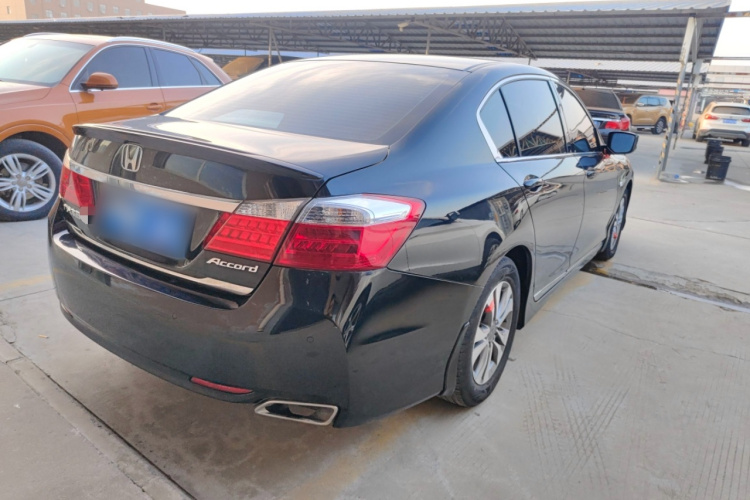 本田 雅阁 2014款 2.0L EX 豪华版车身外观7