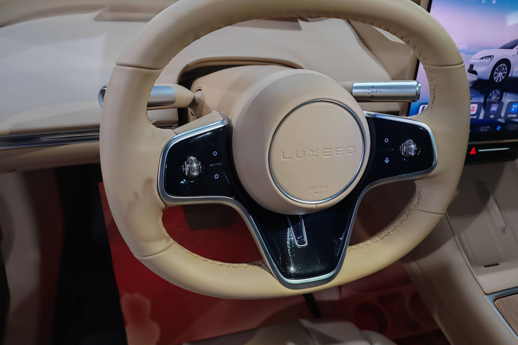 鸿蒙智行 智界R7 2024款 纯电 802km Max中控内饰7002