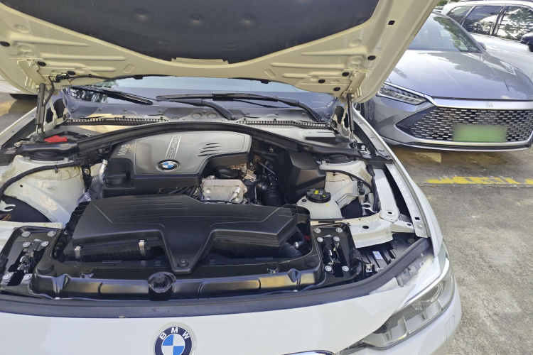 宝马3系 2015款 320Li 时尚型局部细节9007