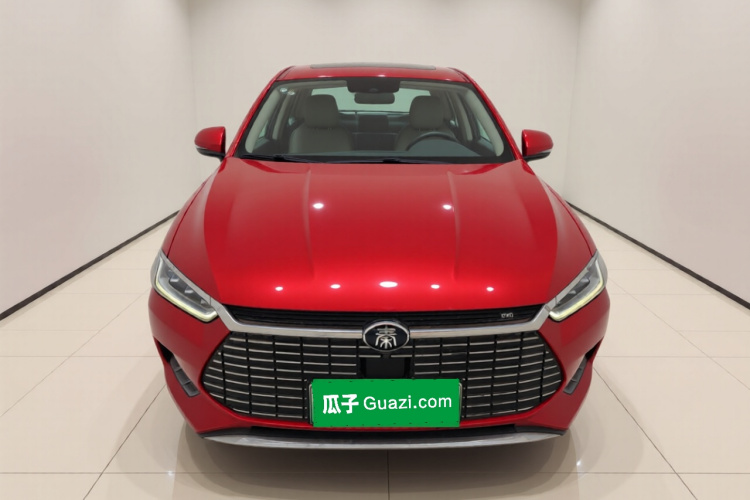 比亚迪 秦Pro新能源 2018款 EV500 智联领耀型车身外观2