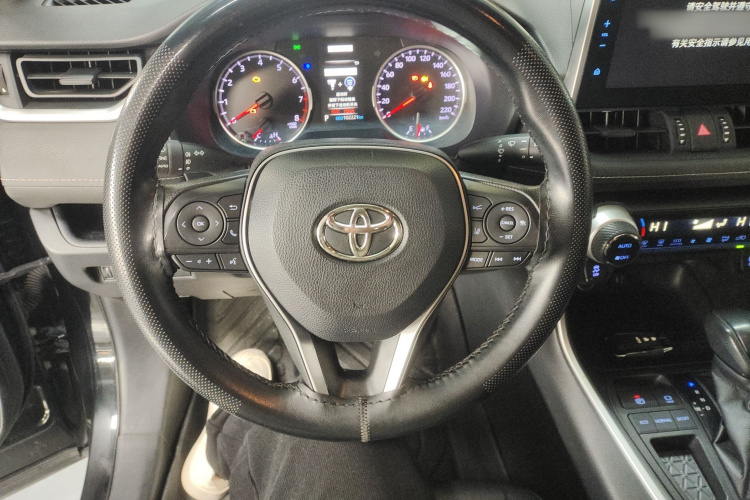 丰田 威兰达 2020款 2.0L CVT两驱豪华版局部细节13